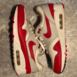 Women’s size 7 Nike Sneaker